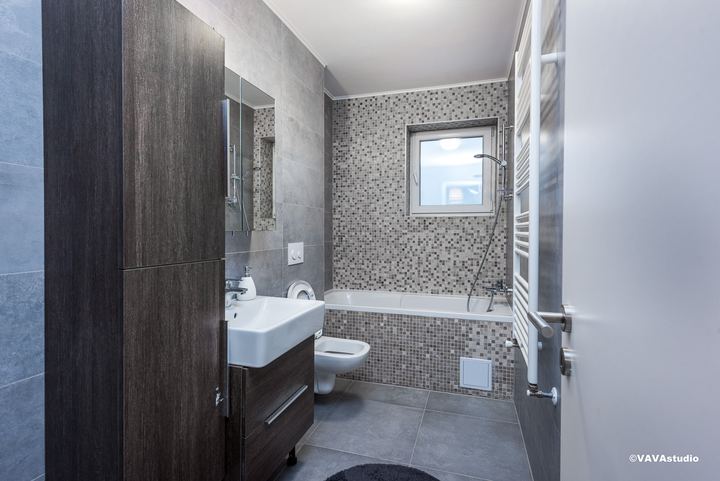 Apartament 1 · Coresi